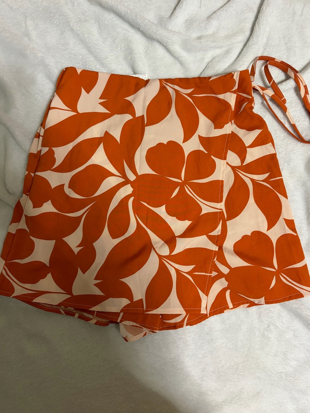SHEIN Orange Floral Tie-Side Skort